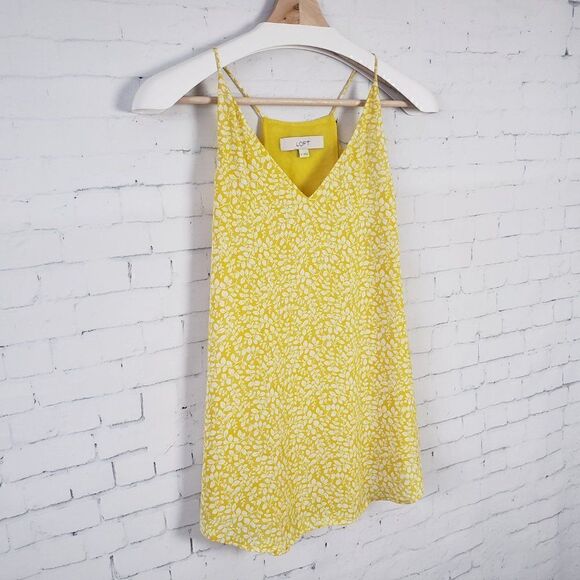 LOFT Vine Strappy Cami Size XS Yellow V-Neck Lined Tank Flowy Summer Coastal - Picture 3 of 11